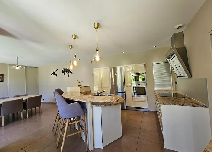 Villa Bajocasse Beautiful Charming House *